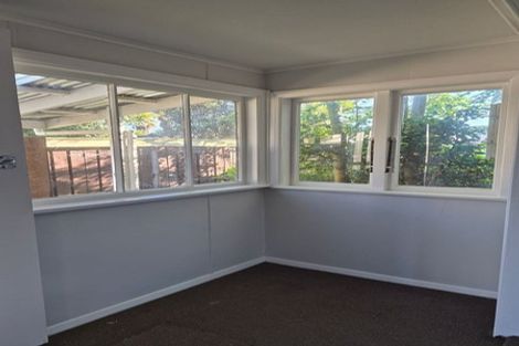 Photo of property in 1 Mckenzie Terrace, Carterton, 5713