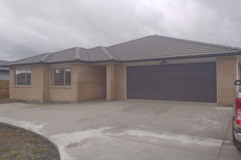 Photo of property in 15 Raymond Grace Avenue, Huapai, Kumeu, 0810