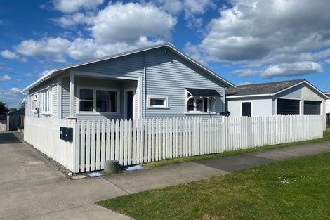 Photo of property in 373 Carrington Street, Upper Vogeltown, New Plymouth, 4310