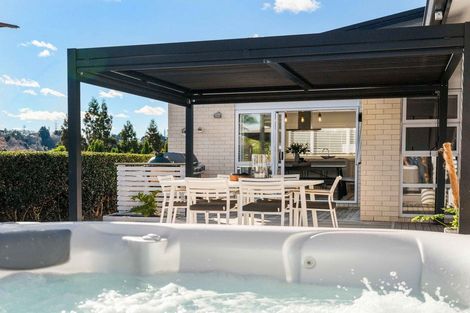 Photo of property in 14 Te Otinga Place, Pyes Pa, Tauranga, 3112