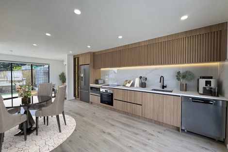 Photo of property in 1/36 Fairdale Place, Birkdale, Auckland, 0626