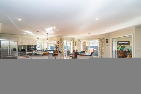 Photo of property in 1 Madison Street, Carterton, 5713