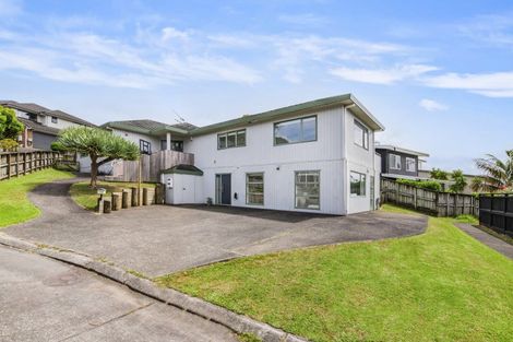 Photo of property in 184b Whangaparaoa Road, Red Beach, 0932
