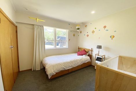 Photo of property in 28 Marriott Road, Pakuranga, Auckland, 2010