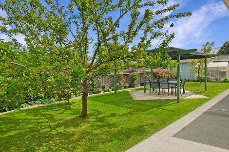 Photo of property in 14 Clyde Street, Foxton, 4814