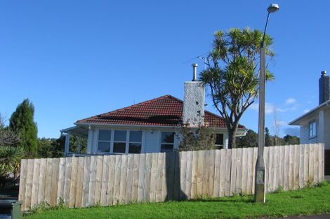 Photo of property in 11 Tagor Street, Glen Eden, Auckland, 0602