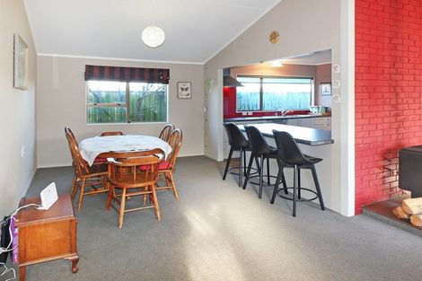 Photo of property in 60 Nash Parade, Foxton Beach, Foxton, 4815