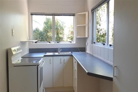 Photo of property in 1 Phillipa Place, Browns Bay, Auckland, 0630