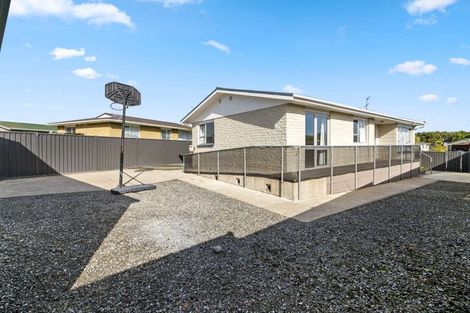 Photo of property in 93 Dunbeath Crescent, Kew, Invercargill, 9812