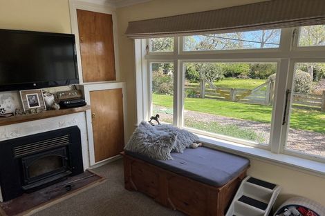 Photo of property in 4 Tame Porati Street, Manakau, Levin, 5573
