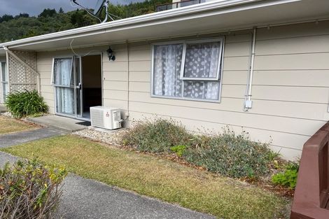 Photo of property in 4b Rutland Street, Picton, 7220