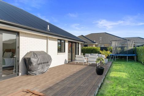 Photo of property in 32 Whincops Road, Halswell, Christchurch, 8025