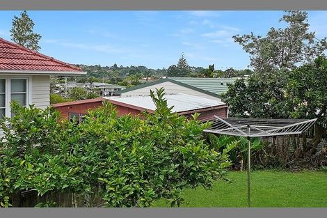 Photo of property in 1/114 Kervil Avenue, Te Atatu Peninsula, Auckland, 0610