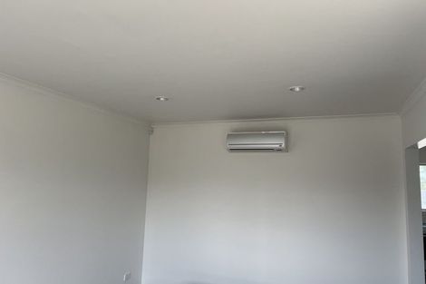 Photo of property in 35 Eddowes Street, Manurewa, Auckland, 2102