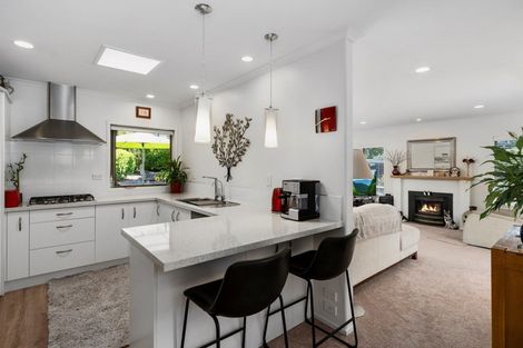 Photo of property in 30 Saint Heliers Place, Papamoa Beach, Papamoa, 3118