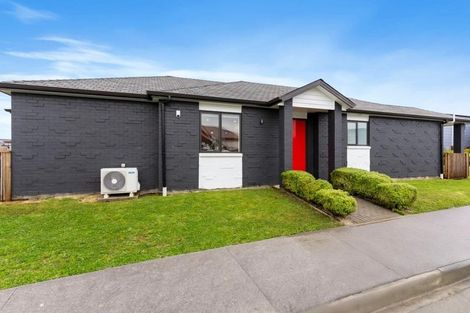 Photo of property in 5 Weri Road, Karaka, Papakura, 2113