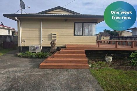 Photo of property in 52 Kelwyn Road, Kelston, Auckland, 0602