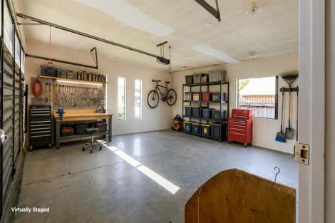 Photo of property in 7 Edgewater Grove, Whakatane, 3120