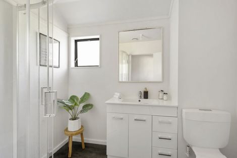 Photo of property in 1/7 Sheridan Terrace, Johnsonville, Wellington, 6037