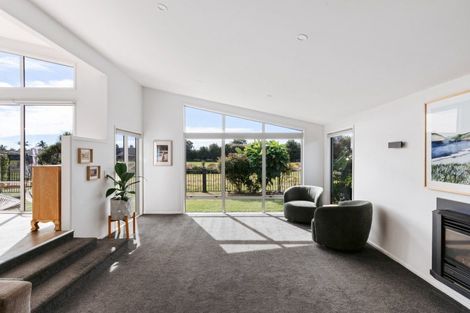 Photo of property in 29 Oriental Parade, Papamoa Beach, Papamoa, 3118