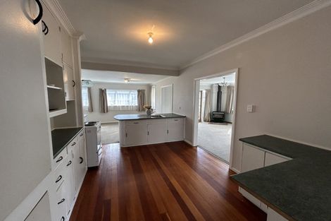 Photo of property in 17 Winchester Street, Levin, 5510
