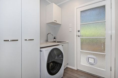 Photo of property in 5 Memorial Drive, Parahaki, Whangarei, 0112