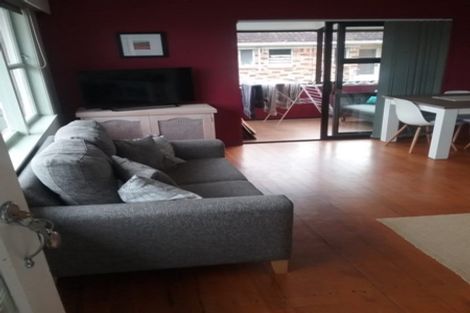 Photo of property in 2/92 Grey Street, Onehunga, Auckland, 1061