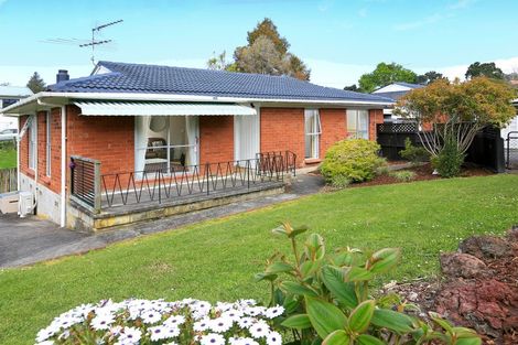 Photo of property in 2/14 Claridge Street, Glen Eden, Auckland, 0602