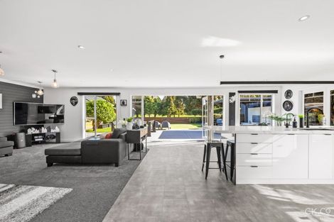 Photo of property in 20 Saint James Avenue, Boulcott, Lower Hutt, 5011