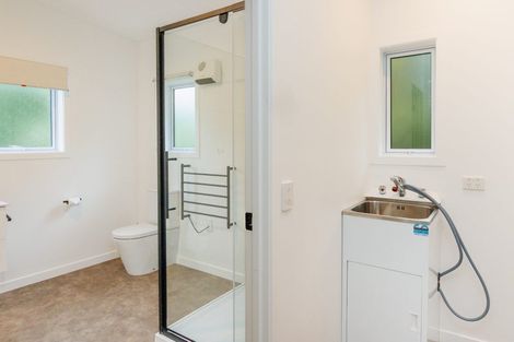 Photo of property in 35 Oram Drive, Turitea, Palmerston North, 4472