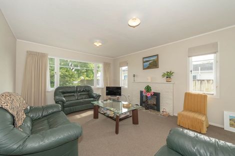 Photo of property in 26 Oxford Street, Fairfield, Hamilton, 3214