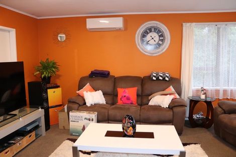 Photo of property in 17 Gerontius Glade, Torbay, Auckland, 0630