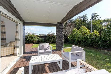 Photo of property in 15 Adam Lile Drive, Highlands Park, New Plymouth, 4312