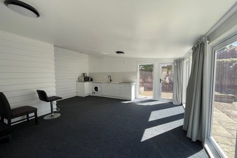 Photo of property in 283 Old North Road, Kumeu, 0892