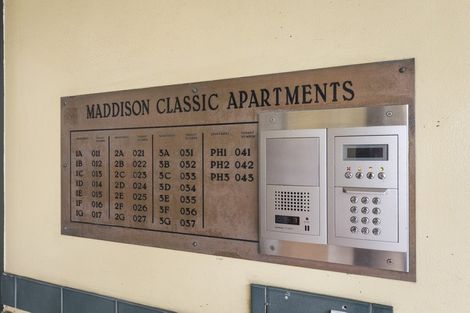 Photo of property in Maddison Apartments, 3/6a Queen Street, Palmerston North, 4410