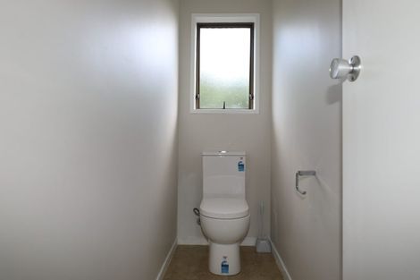 Photo of property in 34 Jandell Crescent, Bucklands Beach, Auckland, 2014