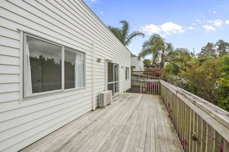 Photo of property in 44 Borneo Drive, Fairview Heights, Auckland, 0632