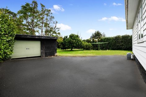 Photo of property in 42 Alice Street, Riverhead, 0820