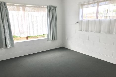 Photo of property in 1/762 Beach Road, Browns Bay, Auckland, 0630