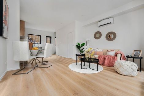 Photo of property in 6/18 Dellwood Avenue, Henderson, Auckland, 0612