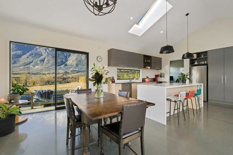 Photo of property in 4 Wanderer Lane, Jacks Point, Queenstown, 9371