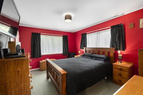 Photo of property in 71 Whelans Road, Levin, 5571