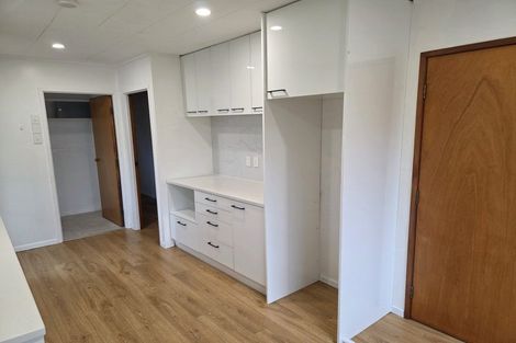 Photo of property in 2/56 Lavery Place, Sunnynook, Auckland, 0632