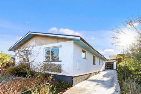 Photo of property in 32 Harrowdale Drive, Avonhead, Christchurch, 8042