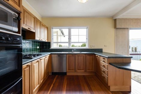 Photo of property in 52 Forest Lake Road, Forest Lake, Hamilton, 3200