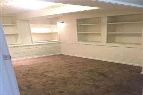 Photo of property in 1/60 Woodlands Crescent, Browns Bay, Auckland, 0630