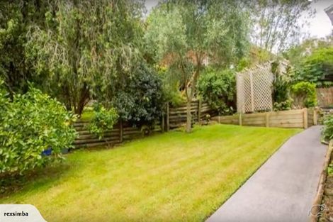 Photo of property in 2/20 Malters Place, Browns Bay, Auckland, 0630