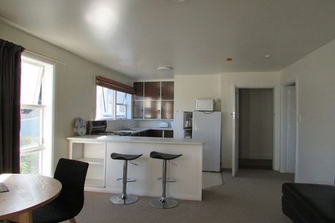 Photo of property in 2 Hawkhurst Road, Lyttelton, 8082