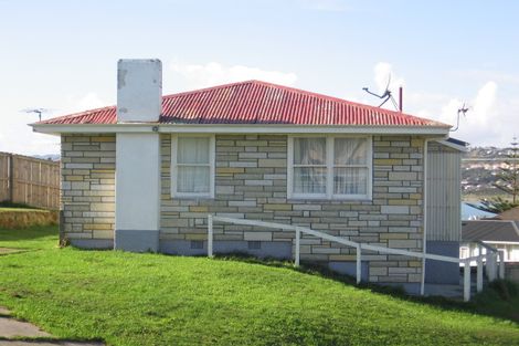 Photo of property in 2 Arero Place, Titahi Bay, Porirua, 5022