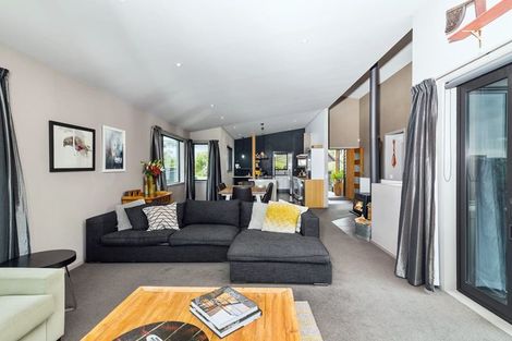 Photo of property in 7 Gillies Avenue, Taupo, 3330